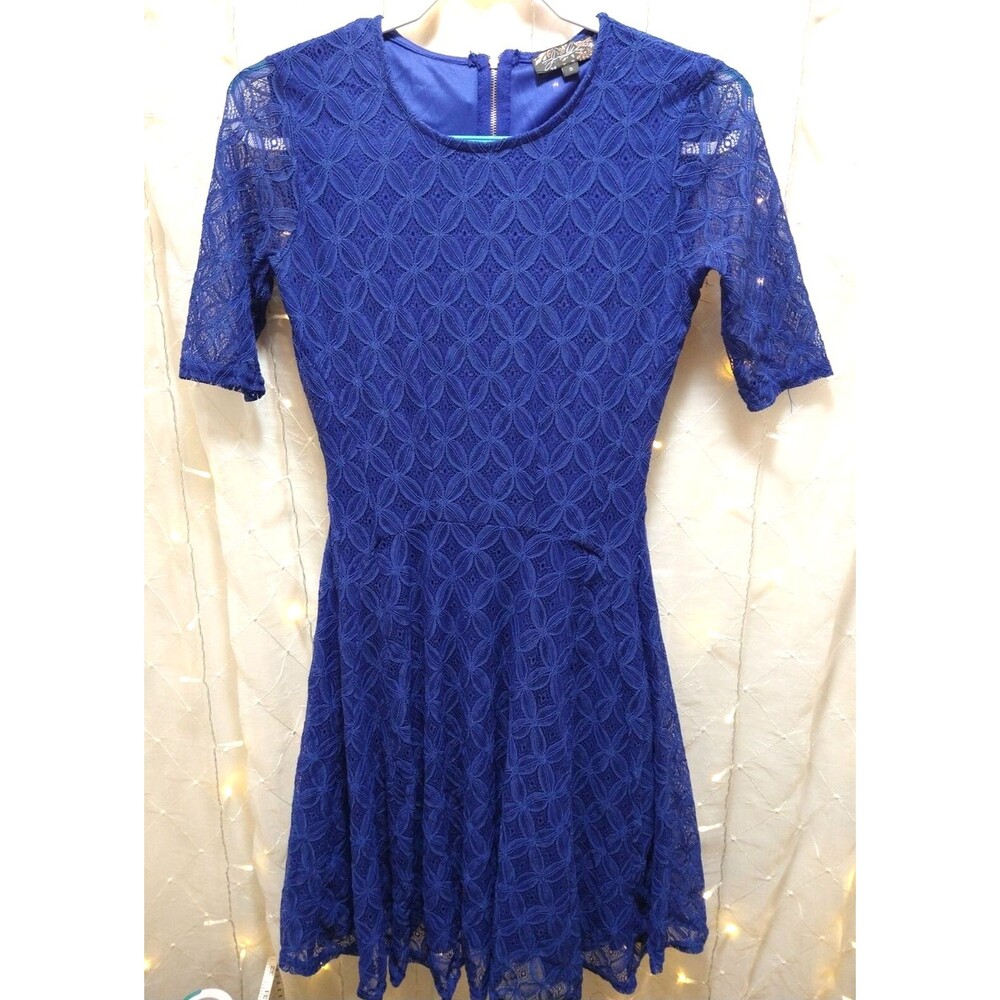 J Glee Women Small Dress Midi Short Fit Flare Vibrant Lace Overlay Semi Formal